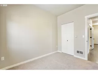 Photo #2: 472815038 Listing