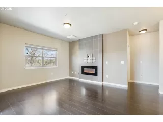 Photo #4: 472815038 Listing