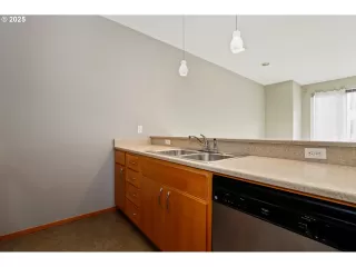 Photo #6: 473697765 Listing 