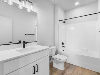 Photo #3: 473908807 Listing