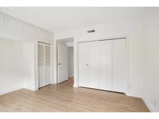 Photo #3: 474171157 Listing 