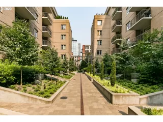 Photo #1: 474492152 Listing 