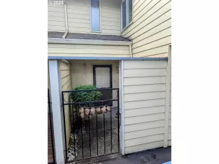 Click for more information on MLS # 474763381 : 8620 NE MASON DR 27 More Details about MLS # 474763381 : 8620 NE MASON DR 27