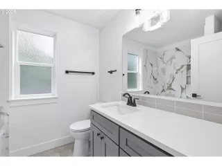 Photo #5: 475184460 Listing