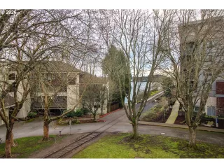 Photo #6: 475233520 Listing