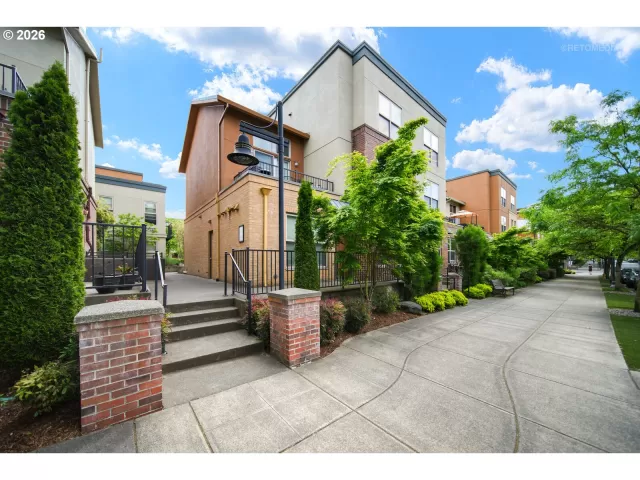MLS: 475663078 Condo For Sale