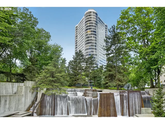 MLS: 475962522 Condo For Sale