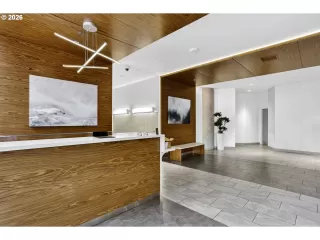 Photo #2: 475962522 Listing 