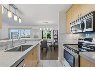 Photo #6: 476492344 Listing 