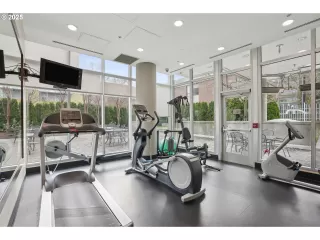 Photo #4: 476601933 Listing 