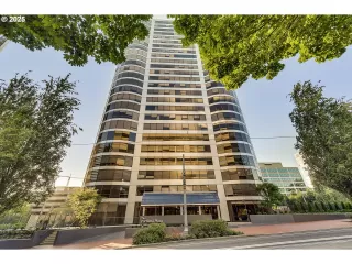 Photo #5: 476612884 Listing 