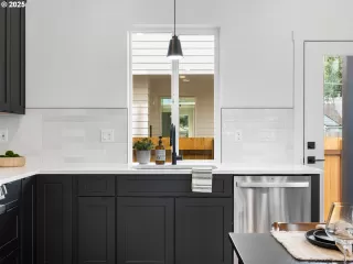 Photo #5: 477398434 Listing 