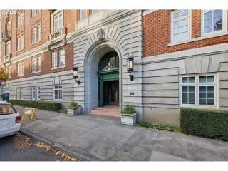 Photo #3: 477522313 Listing 