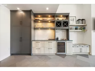 Photo #1: 477527740 Listing