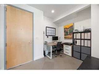 Photo #3: 477527740 Listing