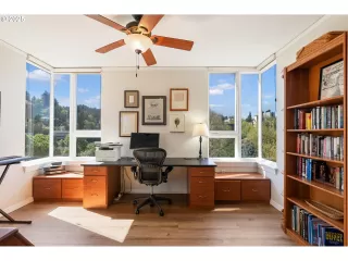 Photo #1: 477602063 Listing