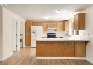 Photo #4: 478194845 Listing