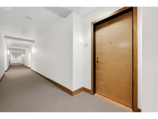 Photo #6: 478216951 Listing 