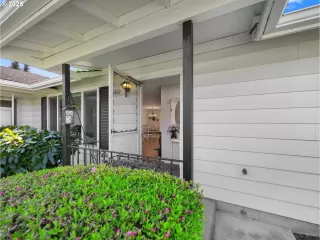 Photo #2: 478368737 Listing