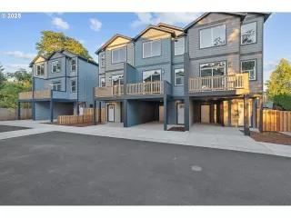 Photo #1: 478465677 Listing 