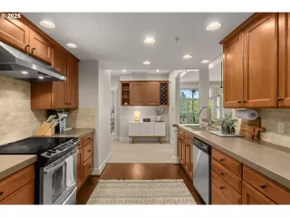 Photo #2: 478471758 Listing