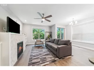 Photo #3: 479618366 Listing 