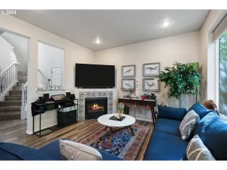 Photo #3: 479950244 Listing