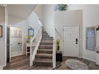 Photo #6: 479950244 Listing