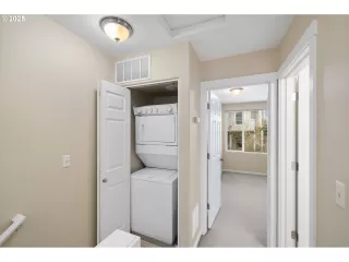 Photo #6: 480143404 Listing 