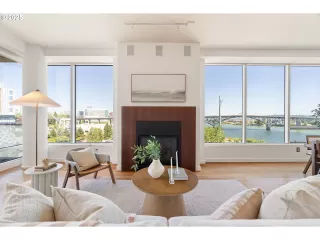 Photo #3: 480789584 Listing 