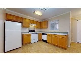 Photo #5: 481125910 Listing 