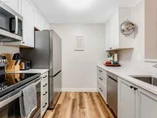 Photo #6: 481524290 Listing 