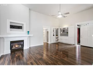 Photo #3: 481602208 Listing