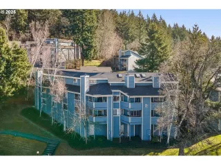 More Details about MLS # 481603167 : 10186 SE TALBERT ST