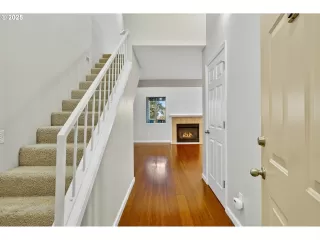 Photo #2: 481603167 Listing