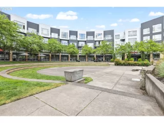 Photo #5: 481785745 Listing 