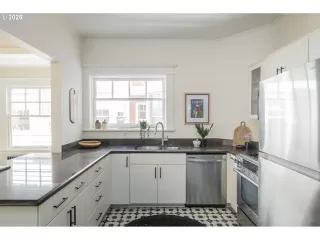 Photo #6: 482042003 Listing 