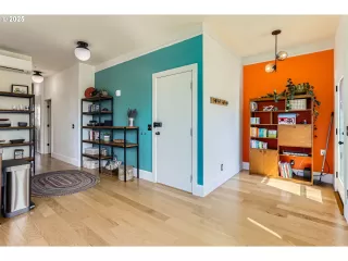 Photo #2: 482418809 Listing