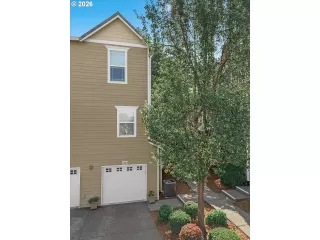 Photo #5: 482488704 Listing