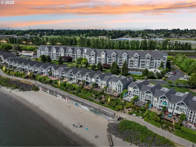 MLS: 482551622 Condo For Sale