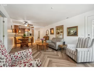 Photo #1: 482551622 Listing