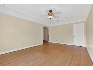 Photo #5: 482829568 Listing 