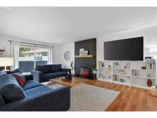 Photo #5: 483183844 Listing 