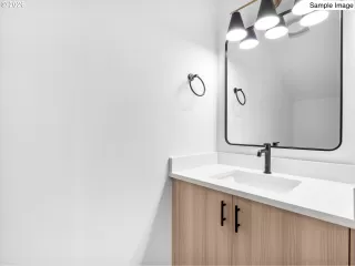 Photo #4: 483714480 Listing