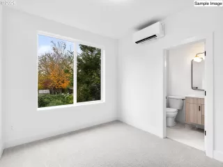 Photo #5: 483714480 Listing