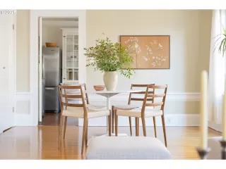 Photo #5: 483846892 Listing