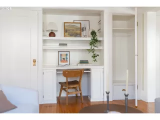 Photo #6: 483846892 Listing