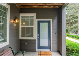 Photo #4: 484084514 Listing