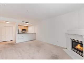 Photo #6: 484084514 Listing