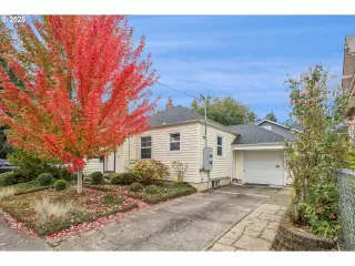 Photo #2: 484589083 Listing 
